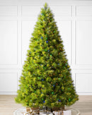 Árbol de Navidad verde de pino de Monterey con ramas largas, soporte de metal y micro LED de colores integrados